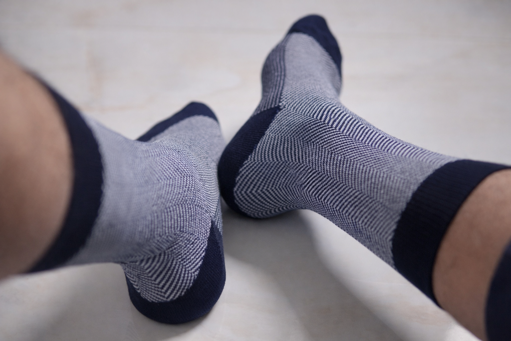 Black Herringbone Bamboo Cotton Crew Socks