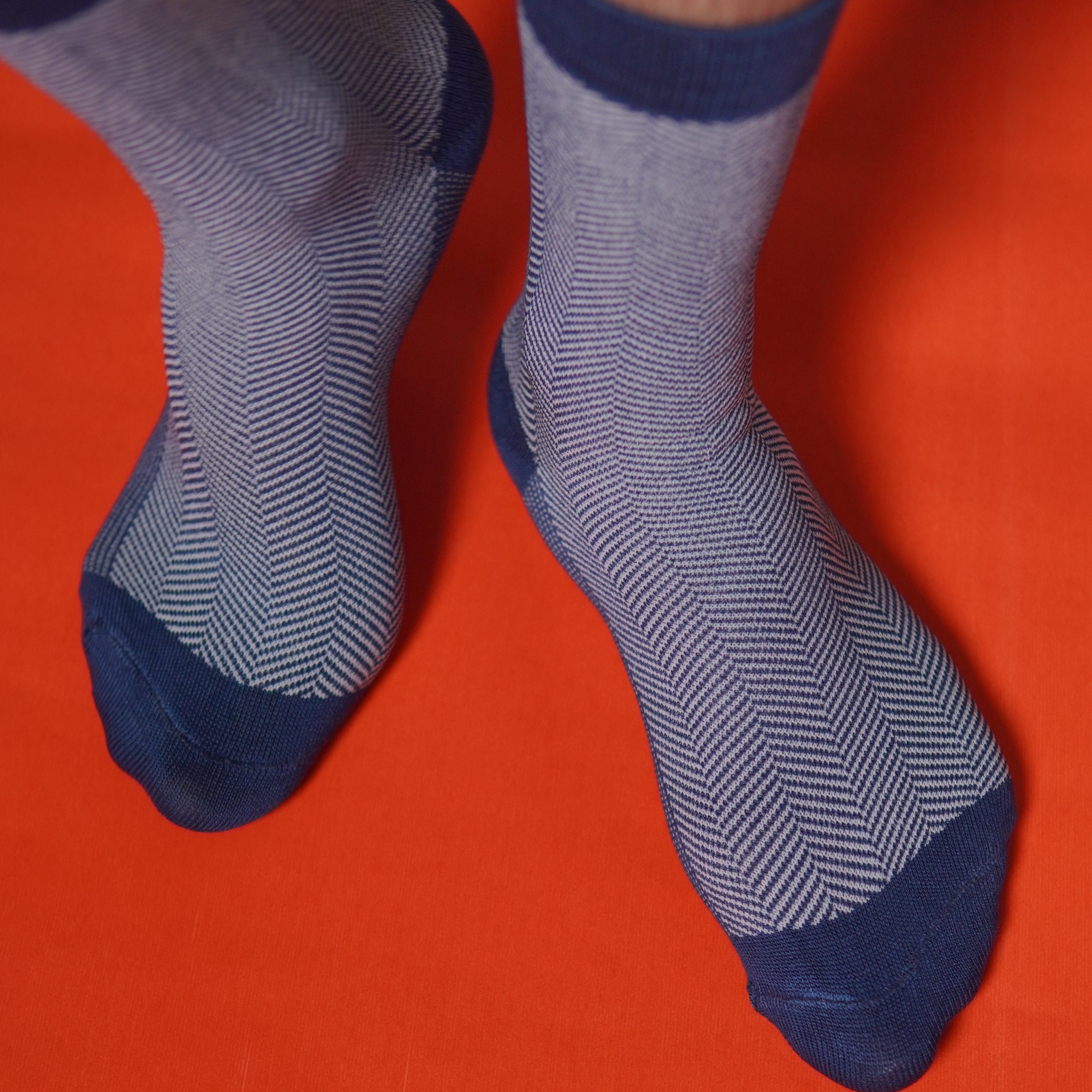 Pair Of 3 Textured Bamboo Cotton Sock Red, Black and Navy Blue.