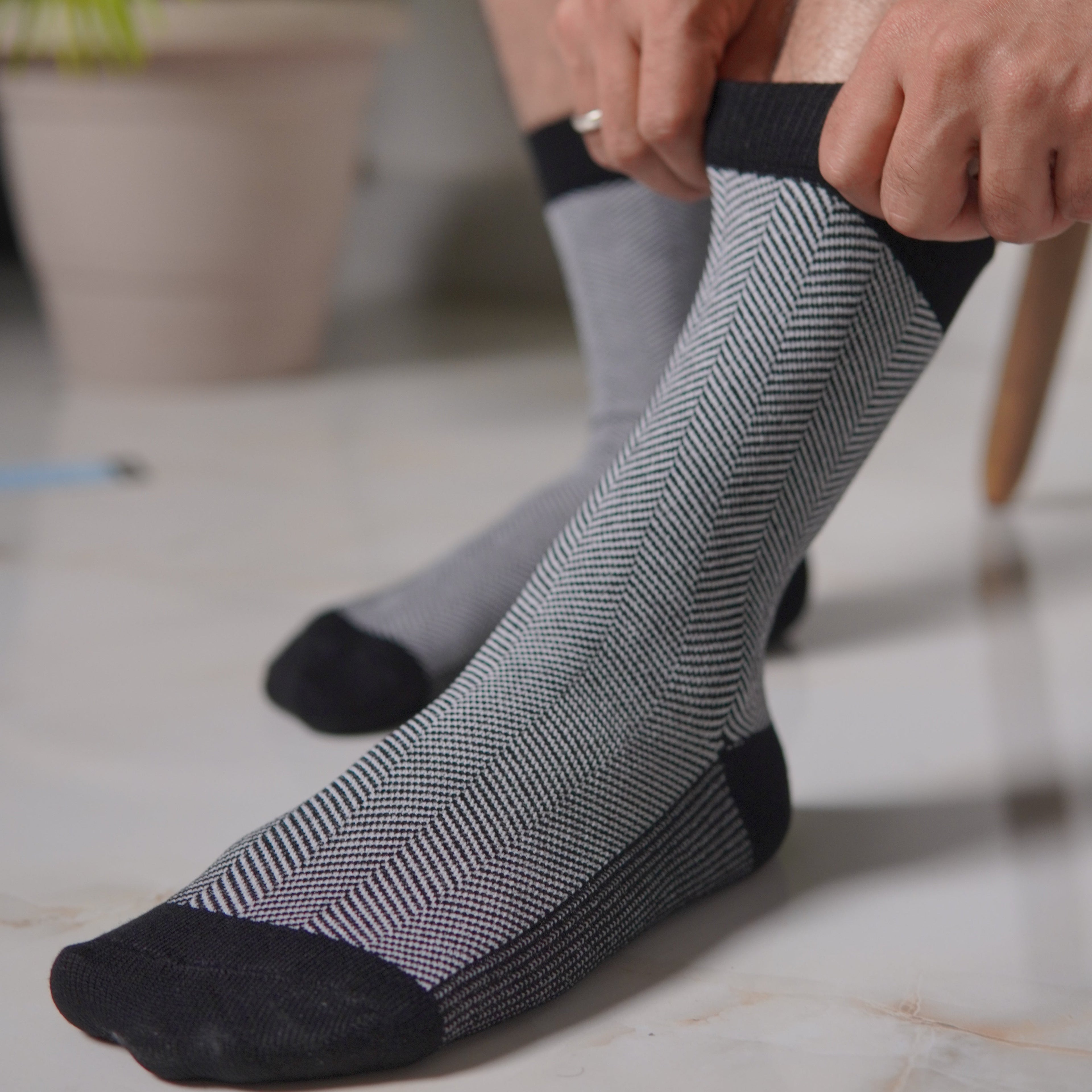 Pair Of 3 Textured Bamboo Cotton Socks Light Blue, Black And Red.